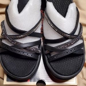 Sketchers  memory foam sandals